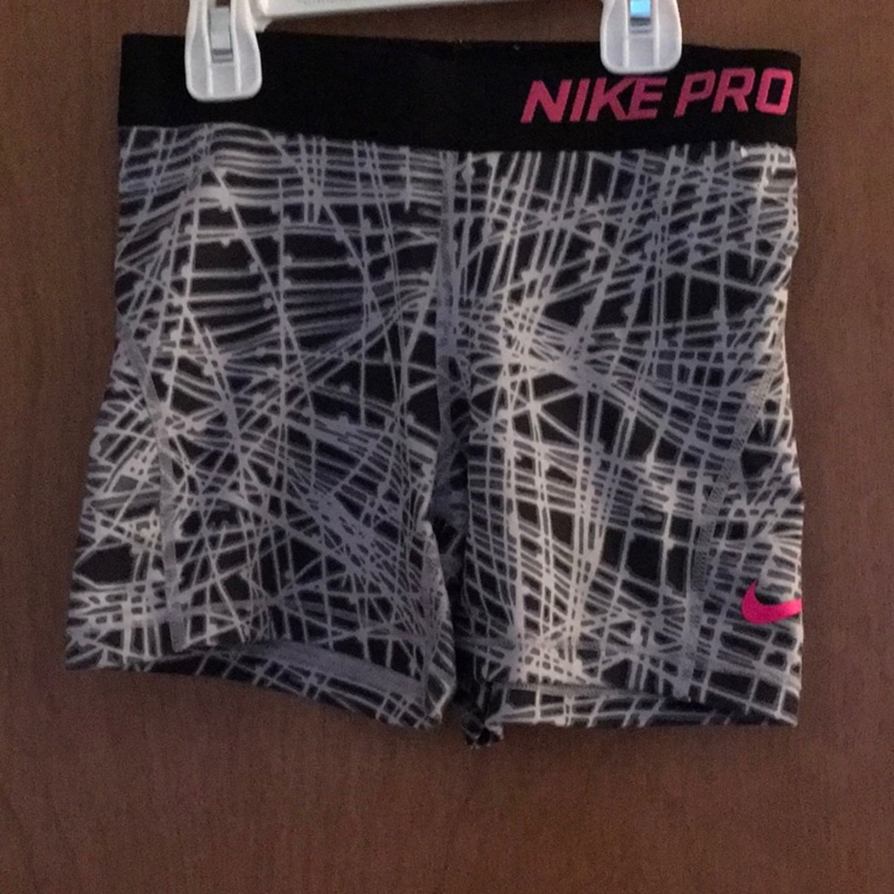 Big Girls Nike Pro Shorts